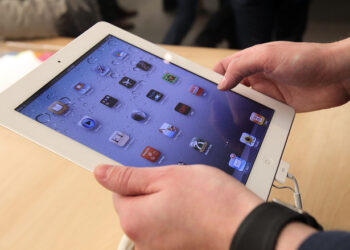 Unveiling the Tech Arsenal: Tablet Wars and the Latest Models
